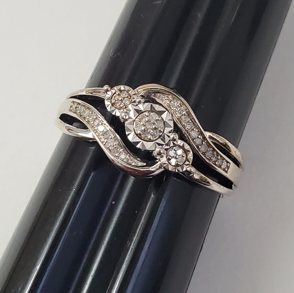 Sterling Silver 925 Diamond Ring - Picture 6 of 7